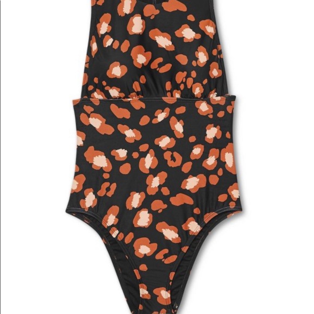 New Shade and Shore cheeky swimsuit. One piece with zipper back. Leopard print.